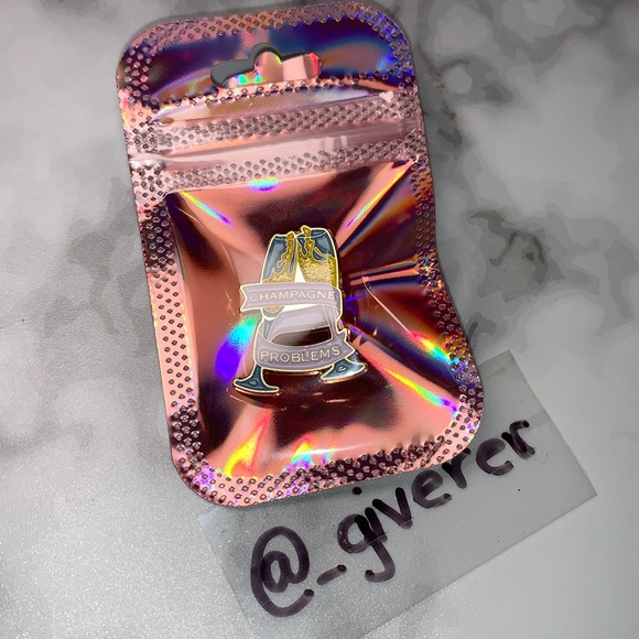 CHAMPAGNE PROBLEMS - TAYLOR PIN - Picture 4 of 9